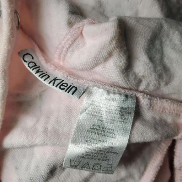 Calvin Klein Baby Girl Pink and Gray Heart Jacket Size 3-6M - Picture 2 of 11